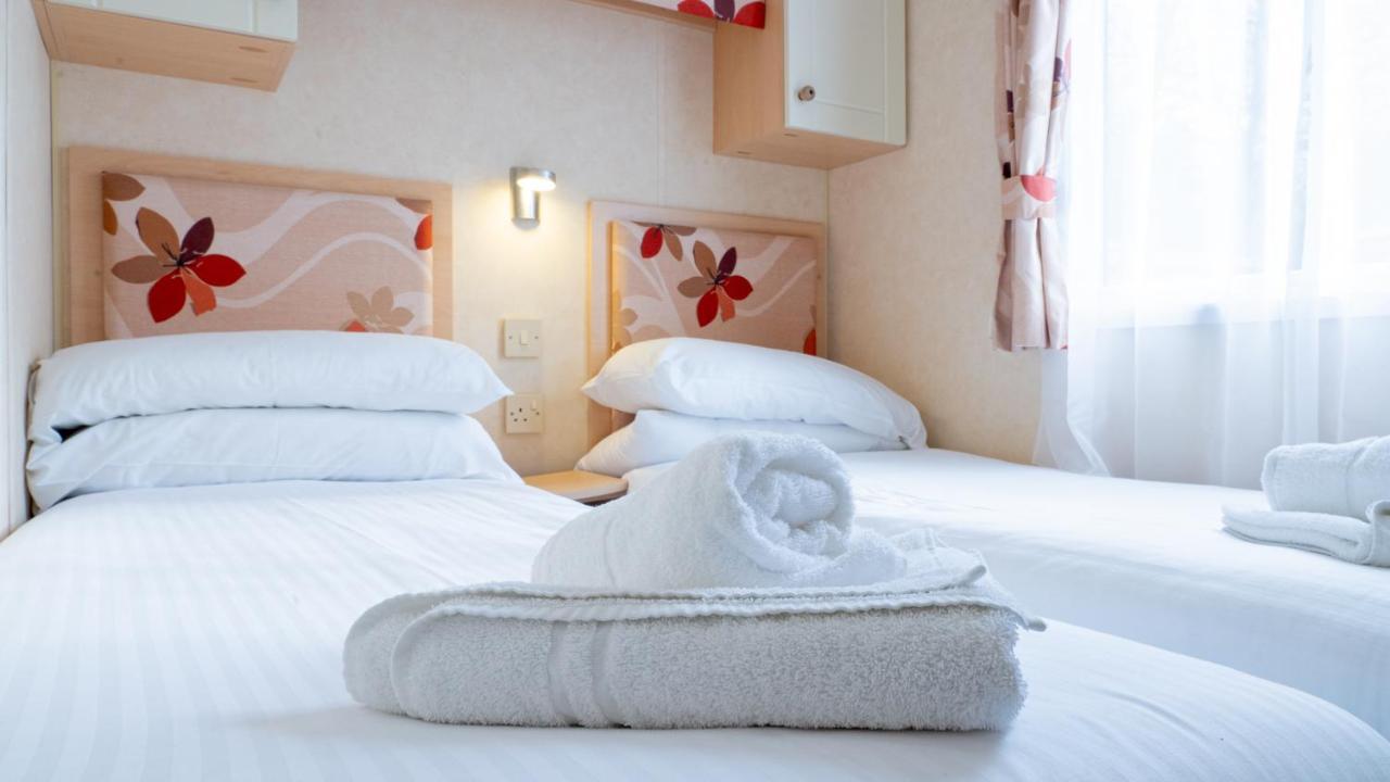 Newby Bridge Country Caravan Park Extérieur photo